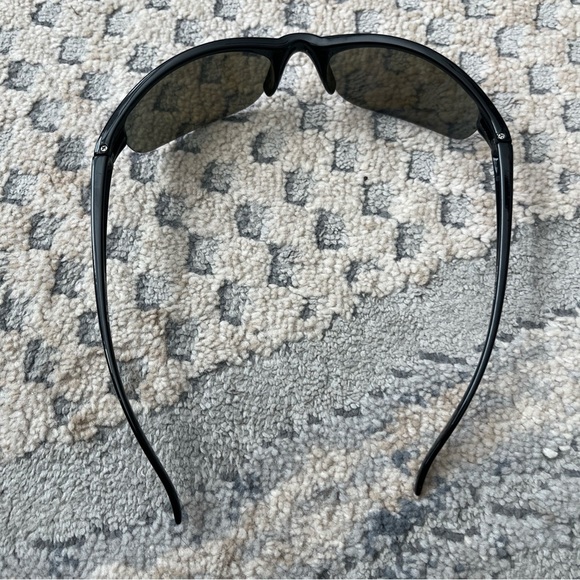 ONE Alpine 22044 Sunglasses Black w/ Greenish Polarized Lenses - Used - Picture 6 of 7